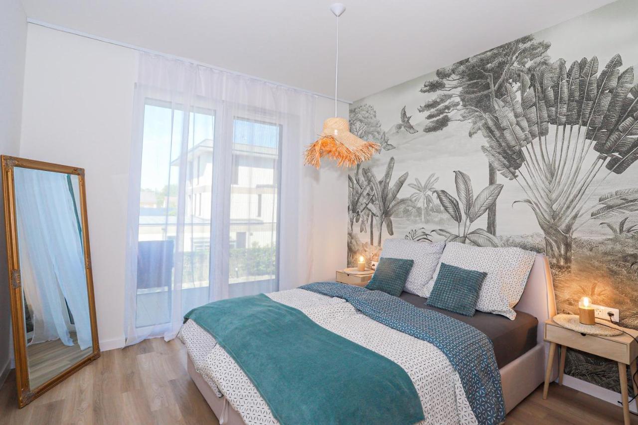 Platan Beach Apartman With Lakeview Balatonboglar Exterior photo